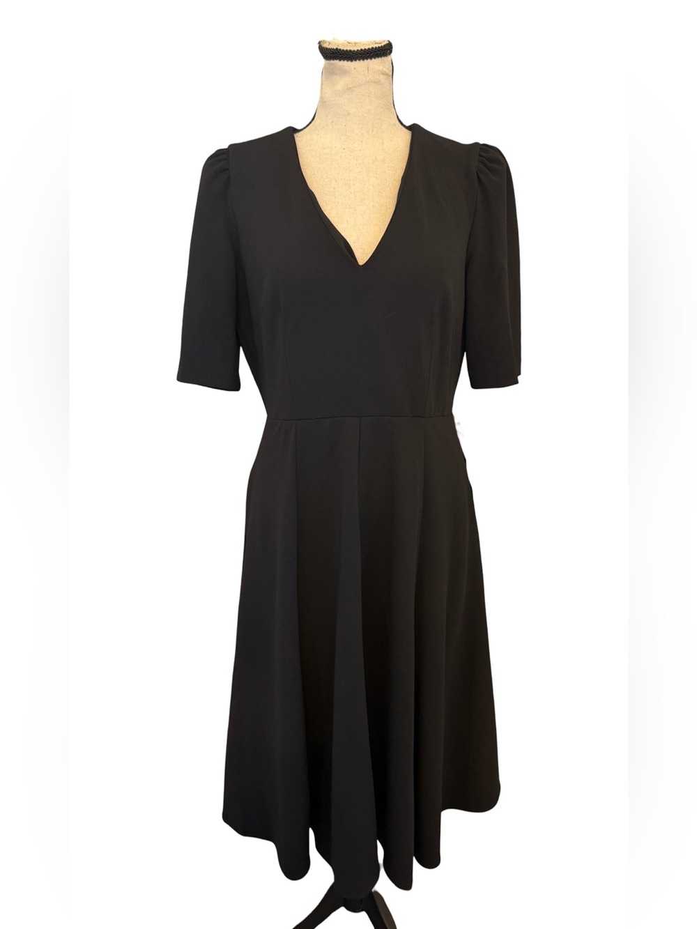 Donna Morgan Black V-Neck Fit & Flare Midi Dress Size 6 NWT Puff Sleeve